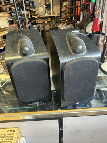 Bowers wilkins 700 - b&w,